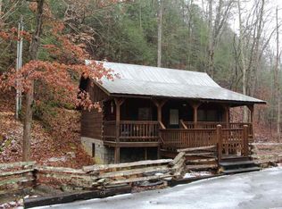 545 Country Oaks Dr #3, Pigeon Forge, TN 37863
