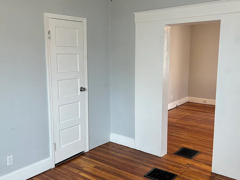 317 Odell Ave #1 — Photo 8