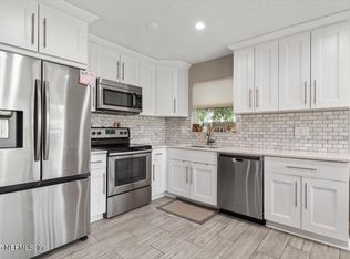 325 Sargo Rd, Atlantic Beach, FL 32233