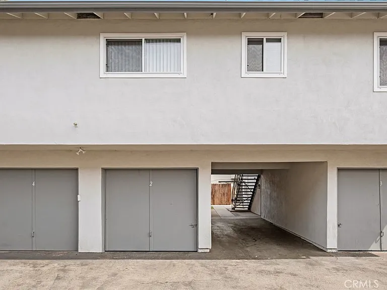 17902 Baron Cir — Photo 17