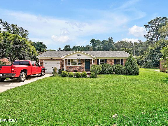 2nd image of 5013 Ilex Drive