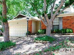 517 Mack Dr, Denton, TX 76209