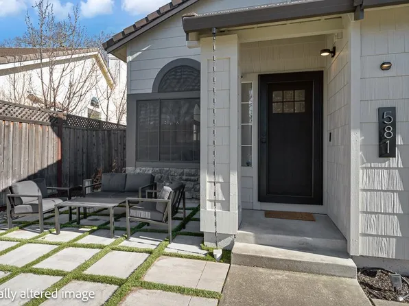 581 Quaking Aspen Lane, Windsor, CA 95492