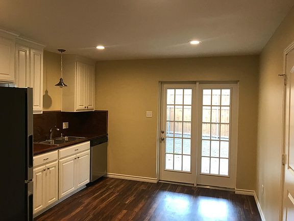 4th image of 811 McClenny Dr #M01