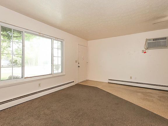 3rd image of 2804 Packard Dr #2804