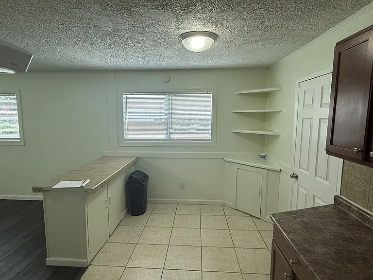 102 Grove St — Photo 5