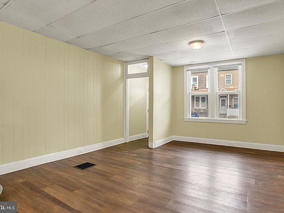 4th image of 52 Balm St