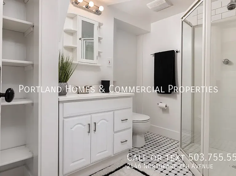 2446 NE 7th Ave — Photo 18