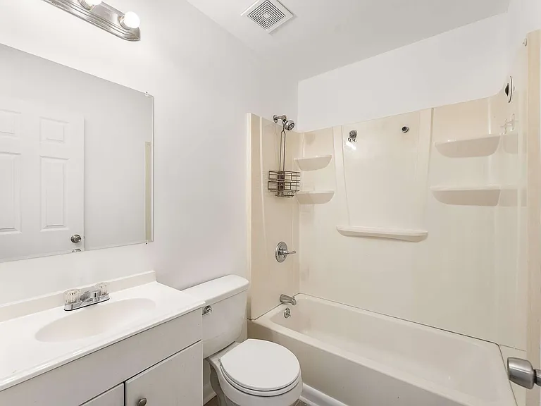 4558 Brooke Valley Dr — Photo 12