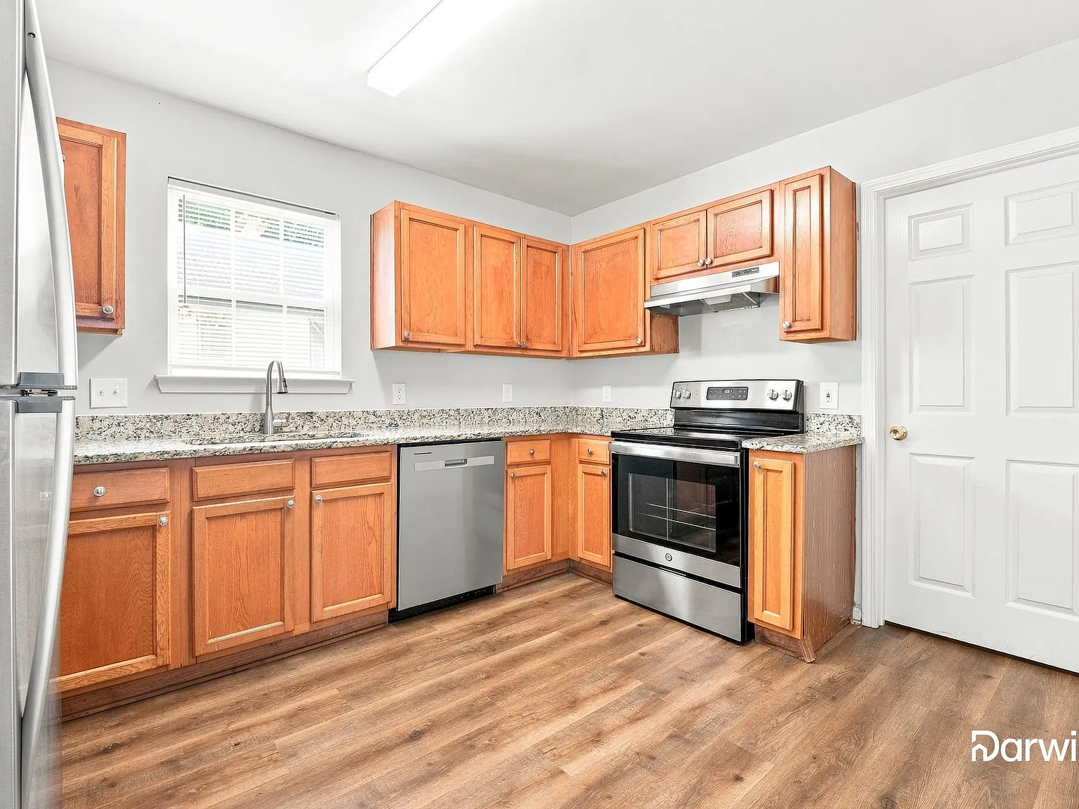 3 bed, 2.5 bath, 1537 sqft, $1,875 — Photo 3