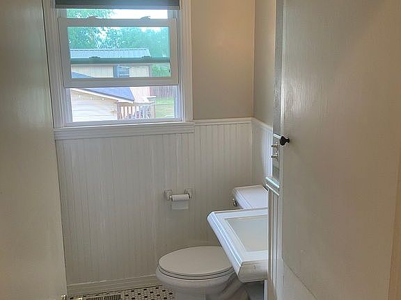 5th image of 1709 Oatman St
