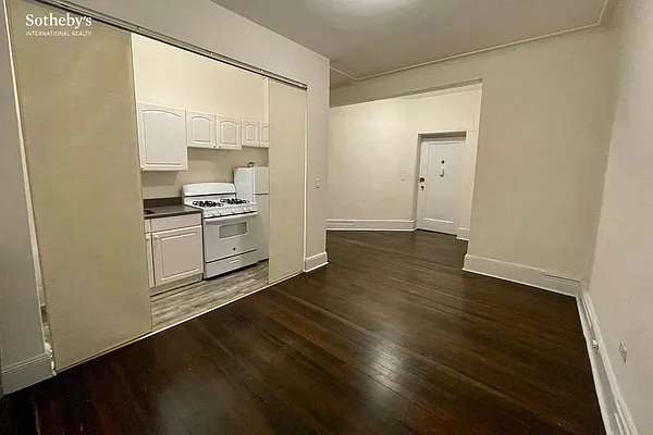 Rented by Sotheby's International Realty | media 1