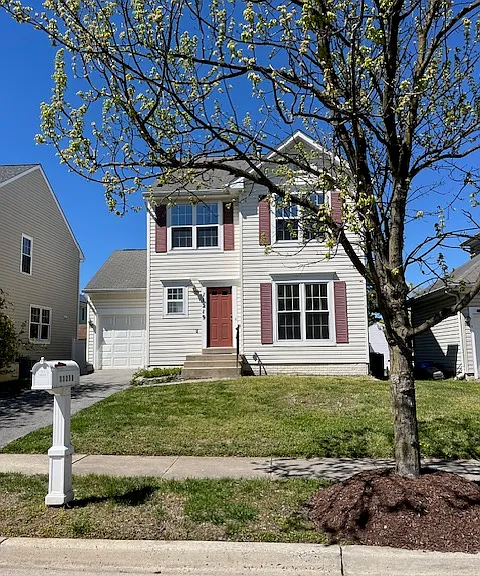11219 Potomac Oaks Dr — Photo 1
