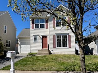 11219 Potomac Oaks Dr, Rockville, MD 20850