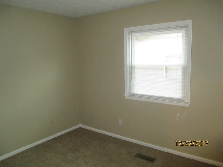 2849 Palisades Ave — Photo 12