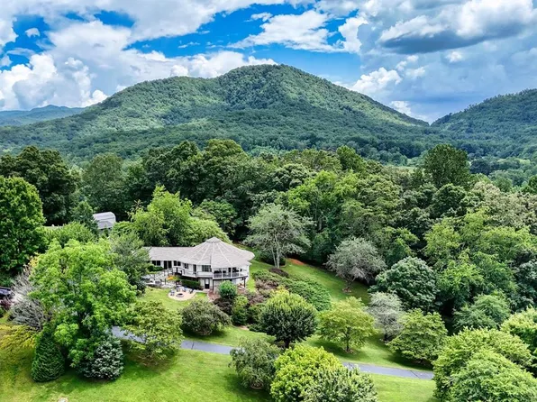 1261 Highway 175, Hayesville, NC 28904
