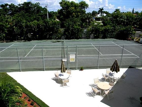 4th image of 291 S Collier Blvd Unit 308