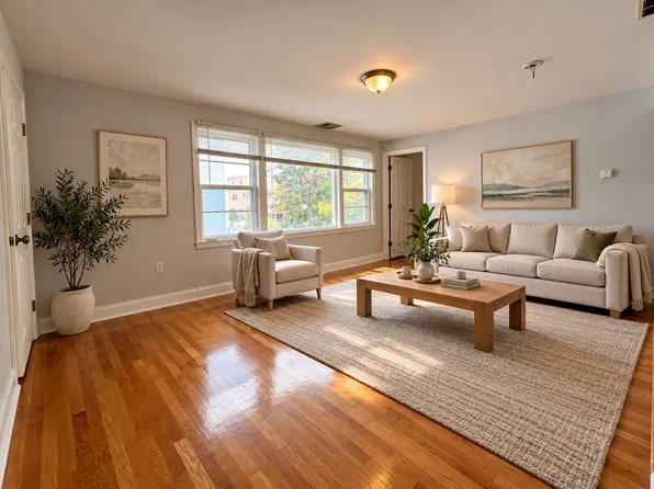 43 May St #2, Cambridge, MA 02138