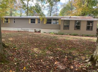 16 Oak Dr, Alden, NY 14004