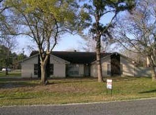 4703 E 33rd St, Dickinson, TX 77539