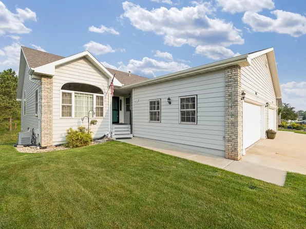 3945 Park Dr, Rapid City, SD 57702