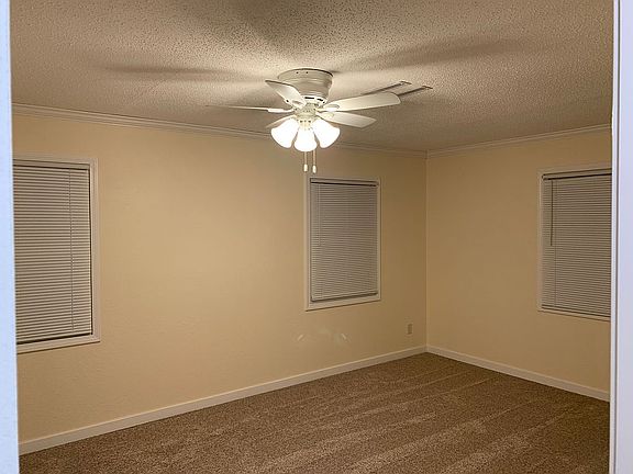 5th image of 625 Prairie Ave