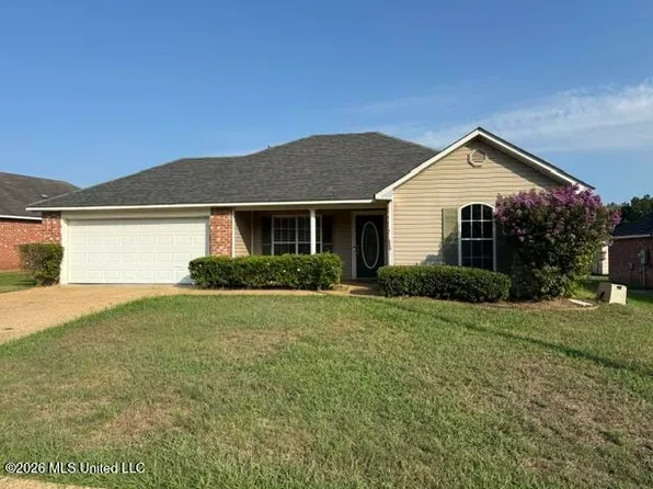 125 Nicholson Dr, Terry, MS 39170