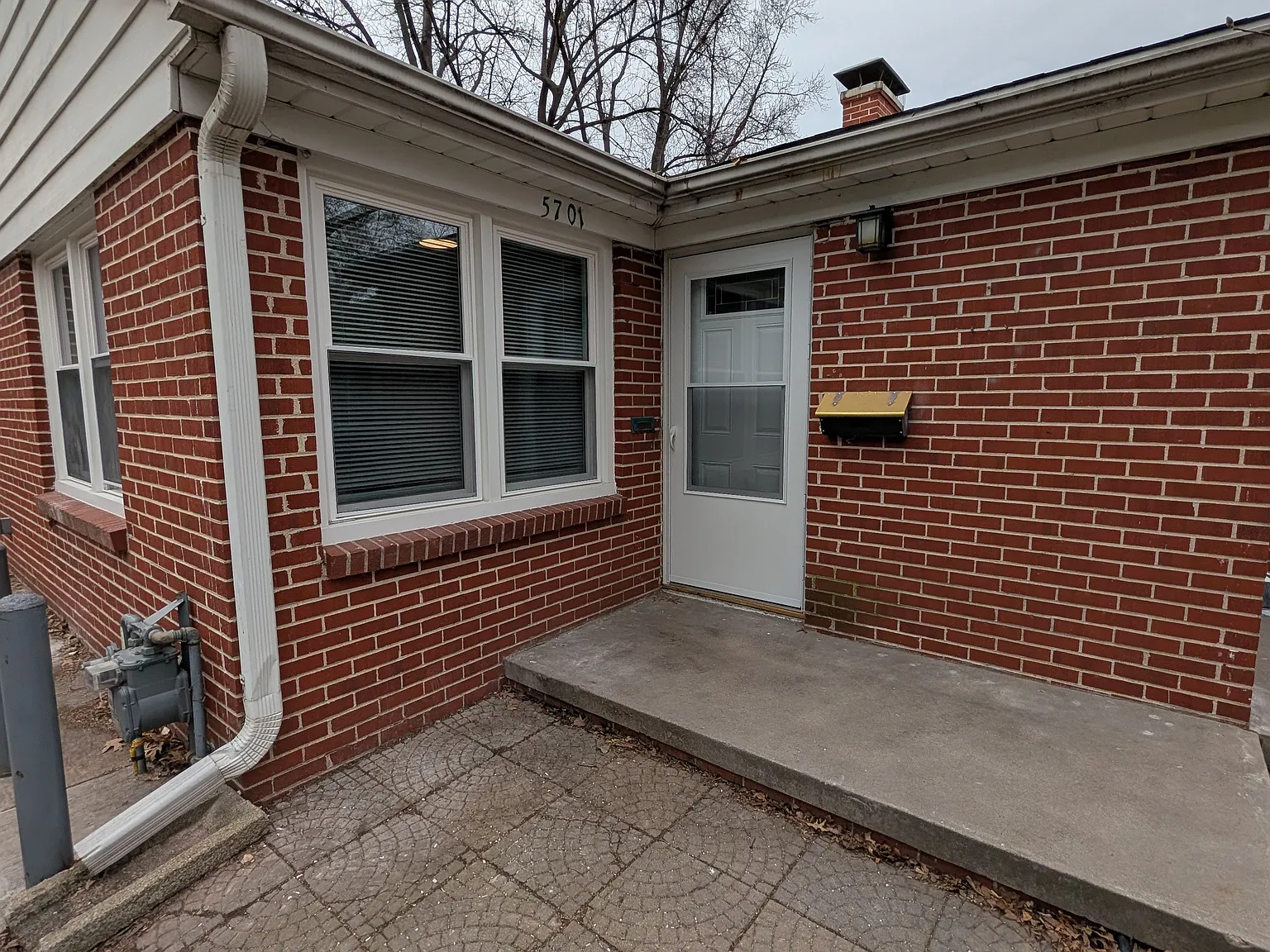 2 bed, 1500 sqft, $1,775 — Photo 1