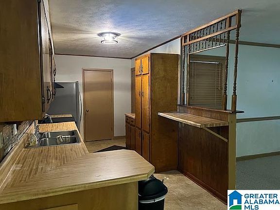 4th image of 6312 Winwood Dr