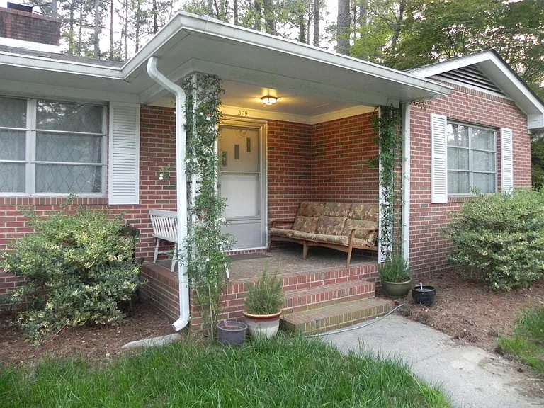 309 W Cornwallis Rd — Photo 2
