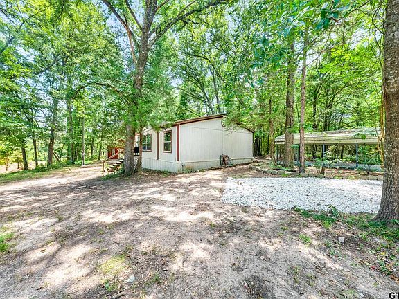 3rd image of 317 County Road 1410
