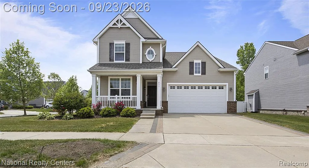 3 bed, 2.5 bath, 2649 sqft, $3,100 — Photo 1