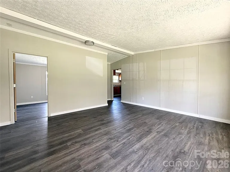 129 Reed St — Photo 5