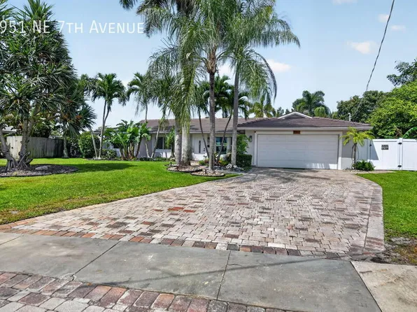 6951 NE 7th Ave, Boca Raton, FL 33487