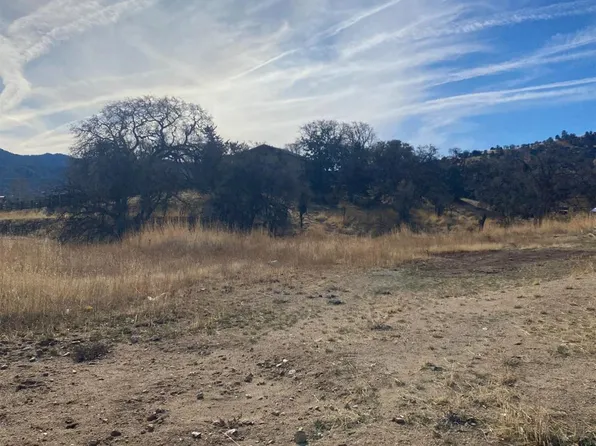 21116 Stage Dr #20, Tehachapi, CA 93561