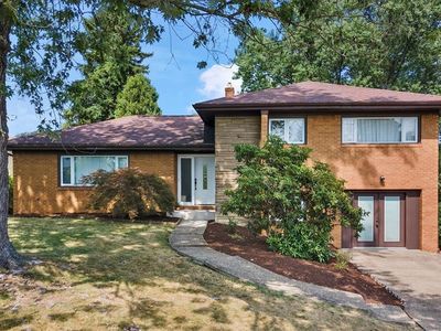 2470 Saunders Station Rd, Monroeville, PA, 15146