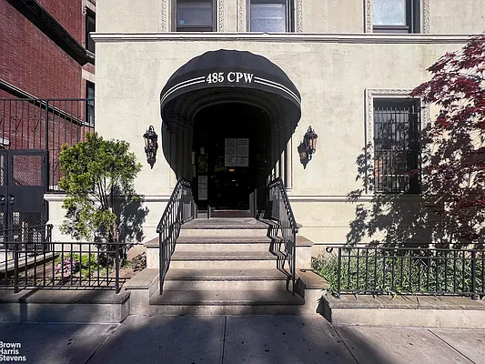 Sold by Brown Harris Stevens | media 15