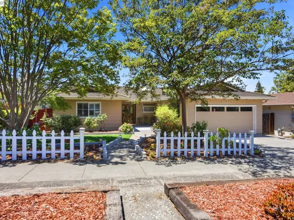 42447 Paseo Padre Pkwy, Fremont, CA 94539