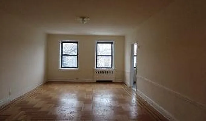 Rented by Smart NY Realty LLC | media 4