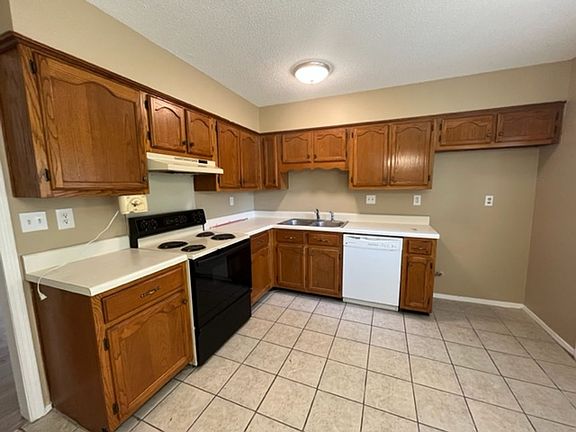 2nd image of 4273 Brighton Dr