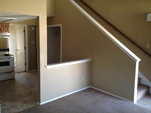 5th image of 311 Kings Way Dr APT A