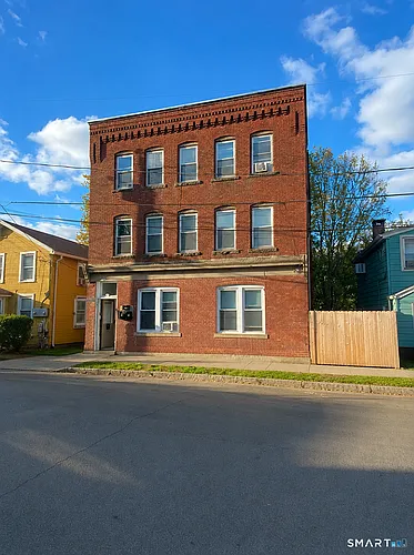 14 Portland St Photo 1