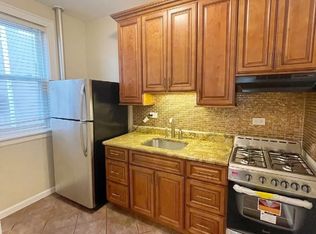 32-70 30th St #2CC, Astoria, NY 11106