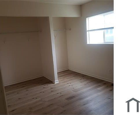 2nd image of 1389 Grovewood Dr