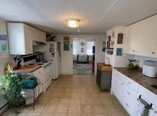 12 Pleasant St #12, Somersworth, NH 03878