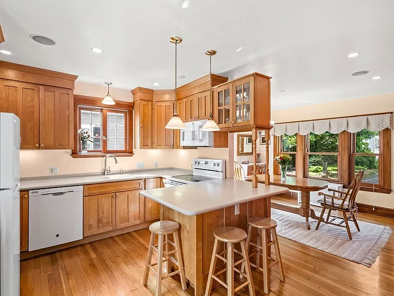 13 Sapphire Rd — Photo 16