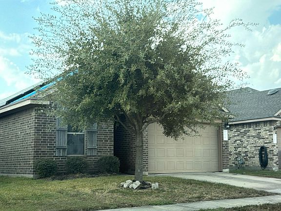 3rd image of 1639 Mustang Canyon Way