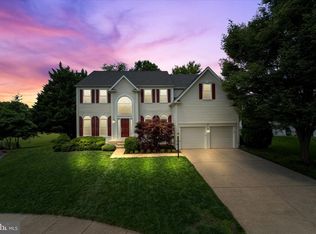 20777 Lucinda Ct, Ashburn, VA 20147