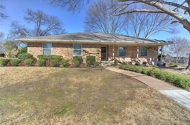 1st image of 202 Whisenant Dr