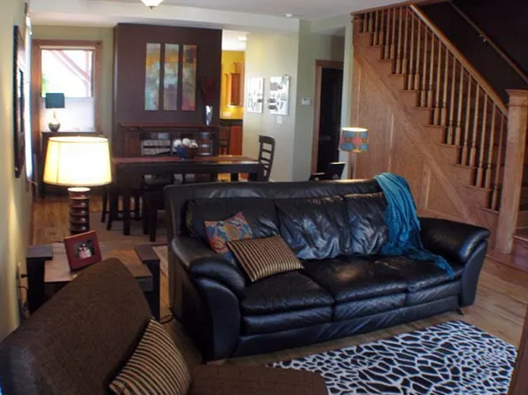 1630 N Farwell Ave #6, Milwaukee, WI 53202